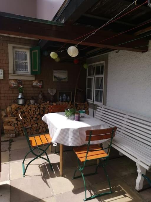 Idyllische Kleine Ferienwohnung Im Schwarzwald Friedenweiler Extérieur photo